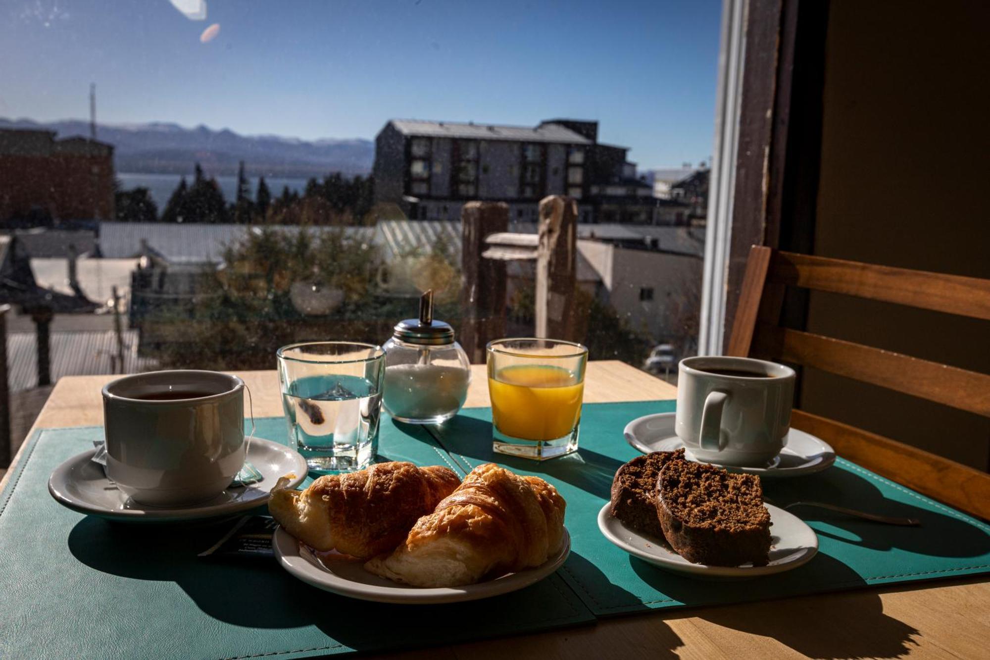 Hotel 7 Lagos San Carlos de Bariloche Exterior photo
